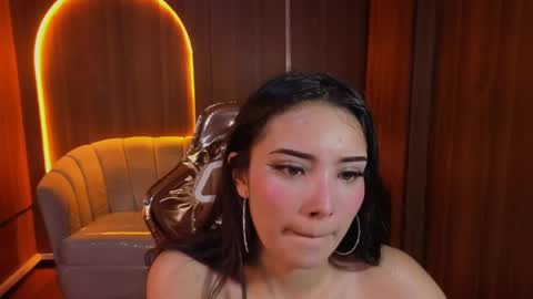 daphne_nicole_b online show from May 2026 01:30:02 PM