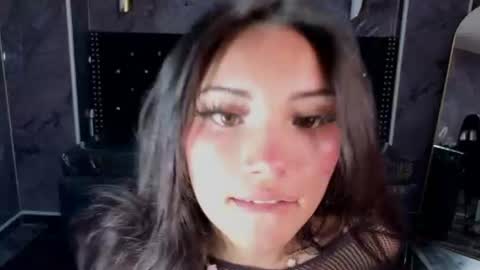 daphne_nicole_b online show from July 2026 01:21:02 PM