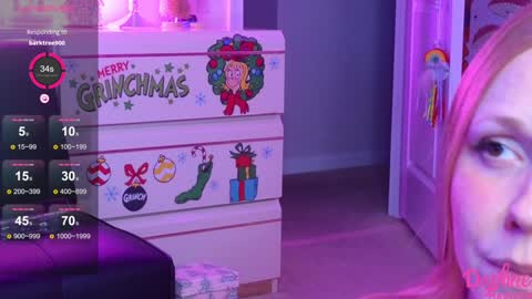 Snapshot of daphnemadison chatting on January 2025 11:48:01 PM Daphne Madison online show from January 2025 11:48:01 PM