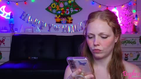 Snapshot of daphnemadison chatting on January 2025 10:19:01 PM Daphne Madison online show from January 2025 10:19:01 PM