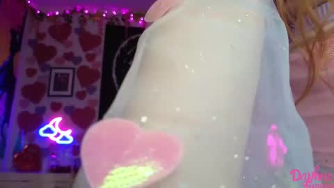 Snapshot of daphnemadison chatting on February 2025 08:59:01 PM Daphne Madison online show from February 2025 08:59:01 PM