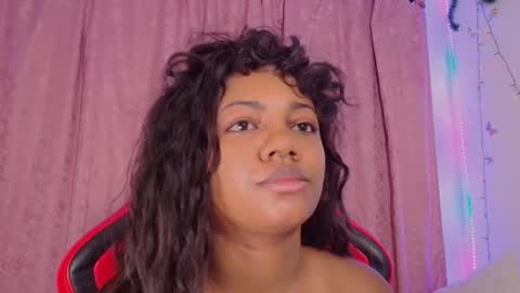 Daphne online show from December 2025 11:27:02 AM