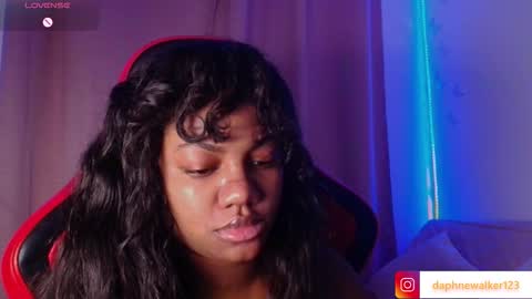 Daphne online show from February 2026 12:01:01 PM