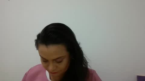 Snapshot of dapnne24 chatting on January 2025 07:00:02 PM dapnne online show from January 2025 07:00:02 PM