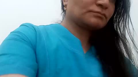 Snapshot of dapnne24 chatting on January 2025 04:33:02 PM dapnne online show from January 2025 04:33:02 PM