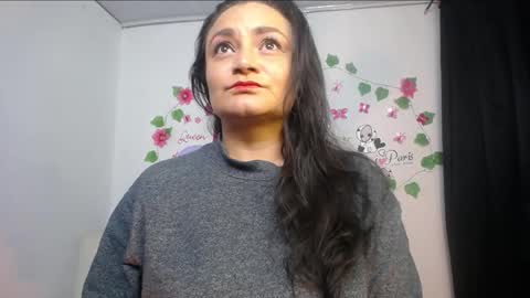 Snapshot of dapnne24 chatting on January 2025 03:20:01 PM dapnne online show from January 2025 03:20:01 PM