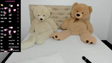 Darcie online show from December 2024 07:01:01 PM