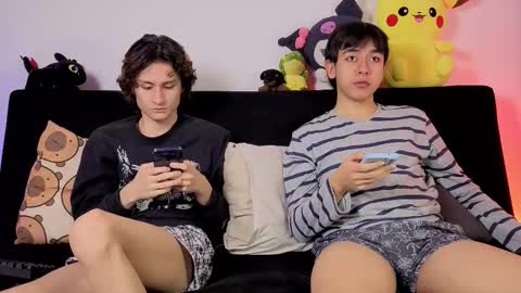 Snapshot of darcy_and_stolas chatting on March 2026 08:36:01 AM darcy_and_stolas online show from March 2026 08:36:01 AM