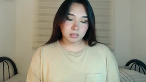Snapshot of darcy_world chatting on April 2026 07:03:02 PM DARCY online show from April 2026 07:03:02 PM