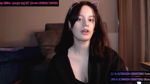 Darcy online show from October 2025 01:30:01 PM