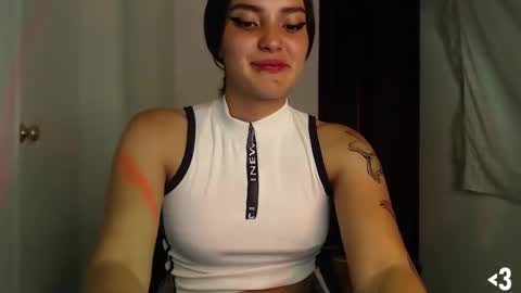 Snapshot of darcyreed chatting on December 2024 02:24:01 AM Darcy Reed3 online show from December 2024 02:24:01 AM