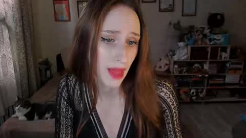 Darcy Siren online show from February 2025 10:58:02 AM