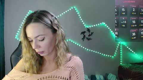 Snapshot of daria_spring chatting on January 2025 06:21:01 PM Daria online show from January 2025 06:21:01 PM