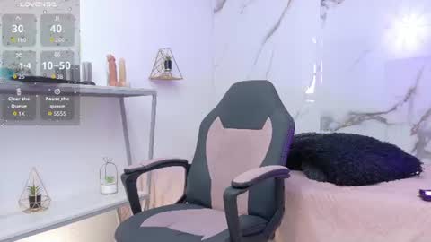Dariah online show from July 2026 08:40:01 PM