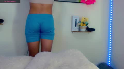 Snapshot of darianna_atehortua chatting on April 2026 09:12:02 PM Dary online show from April 2026 09:12:02 PM