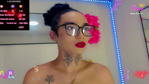 Snapshot of darianna_atehortua chatting on April 2026 09:26:02 PM Dary online show from April 2026 09:26:02 PM