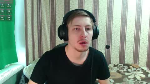 Snapshot of darienlarge chatting on November 2025 11:32:01 AM darienlarge online show from November 2025 11:32:01 AM