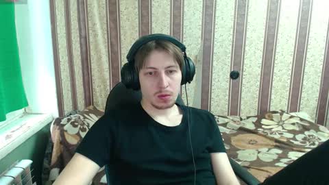 Snapshot of darienlarge chatting on December 2025 10:24:01 AM darienlarge online show from December 2025 10:24:01 AM