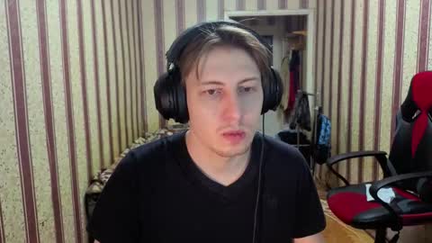 Snapshot of darienlarge chatting on December 2025 05:14:01 AM darienlarge online show from December 2025 05:14:01 AM