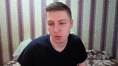 Snapshot of darienlarge chatting on January 2026 02:48:02 AM darienlarge online show from January 2026 02:48:02 AM