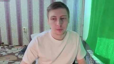 Snapshot of darienlarge chatting on February 2026 12:02:01 PM darienlarge online show from February 2026 12:02:01 PM