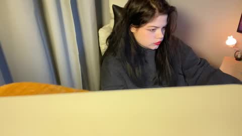 darina_wilsons online show from October 2025 01:11:01 AM