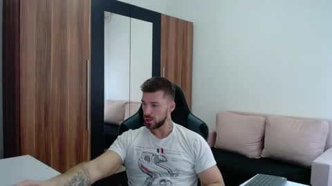 Snapshot of darius_94 chatting on March 2026 07:15:01 AM darius_94 online show from March 2026 07:15:01 AM