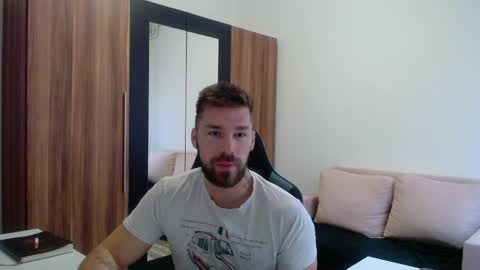 Snapshot of darius_94 chatting on April 2026 05:05:01 AM darius_94 online show from April 2026 05:05:01 AM