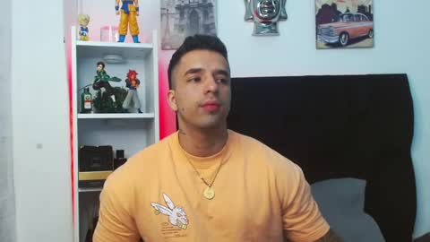 Darius Phoenix  online show from December 2024 04:49:02 AM