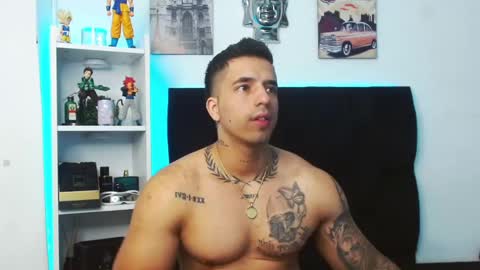 Darius Phoenix  online show from December 2024 08:18:02 PM