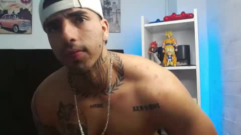 Darius Phoenix  online show from March 2025 04:08:02 AM