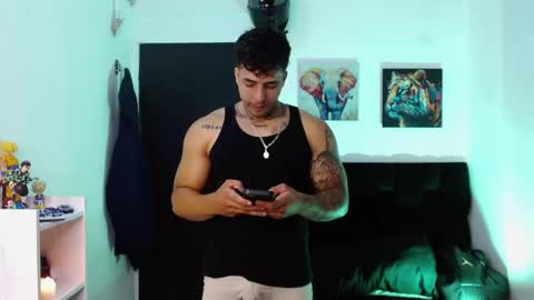 Darius Phoenix  online show from April 2026 06:47:02 PM