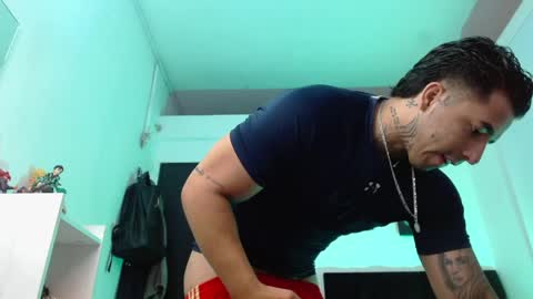 Darius Phoenix  online show from May 2026 06:13:01 PM