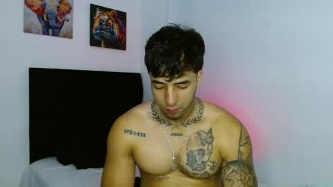 Darius Phoenix  online show from May 2026 06:26:01 PM