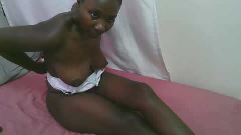 Snapshot of dark_chocoloate chatting on January 2026 07:34:01 PM coco online show from January 2026 07:34:01 PM