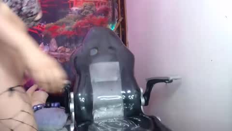 dark_doll5 online show from January 2025 10:02:01 PM