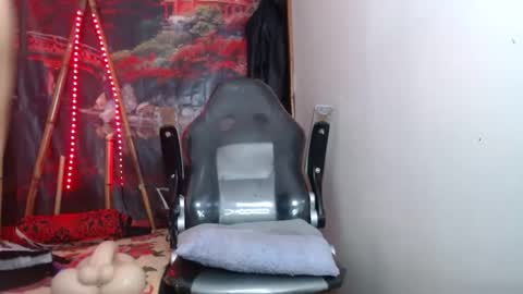 dark_doll5 online show from January 2025 02:26:02 AM