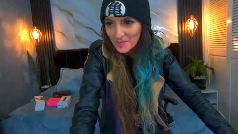 Snapshot of dark_dominika chatting on April 2026 01:05:02 PM dark_dominika online show from April 2026 01:05:02 PM