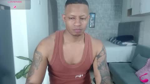 Snapshot of dark_dominion chatting on November 2025 02:33:01 AM dark_dominion online show from November 2025 02:33:01 AM