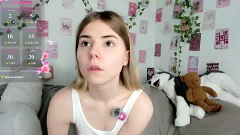 Ester online show from June 2026 10:09:01 AM