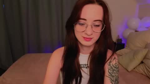 Lola online show from February 2025 09:34:02 AM