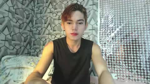 dark_lustxox online show from April 2026 11:00:01 AM
