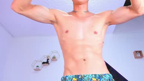 dark_valentino online show from April 2026 03:07:02 AM