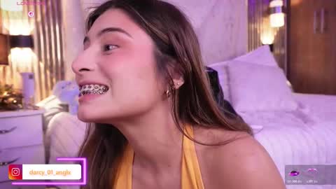 Angel Darcy  online show from March 2026 11:32:01 PM