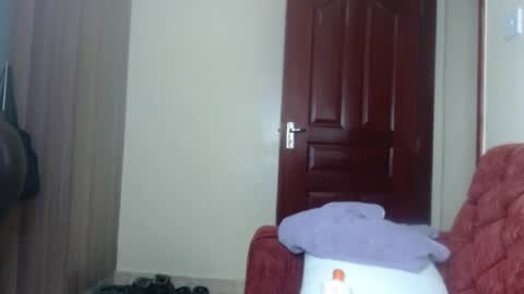 darkberry_bubble online show from July 2026 02:08:02 PM