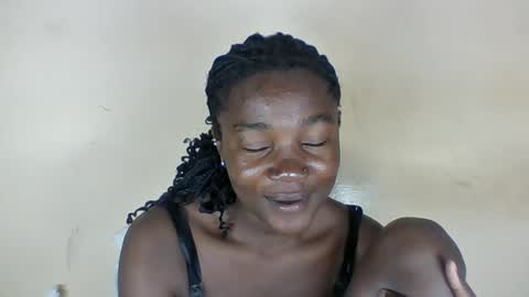 darkcaramel1 online show from July 2026 07:00:01 AM