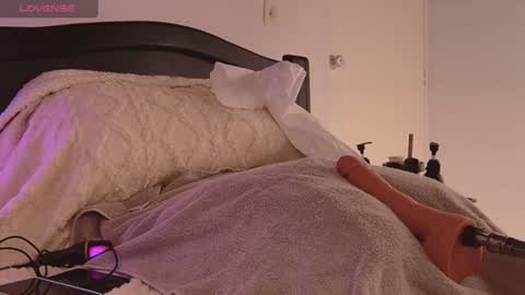 darkdesire_1 online show from June 2026 01:44:02 AM