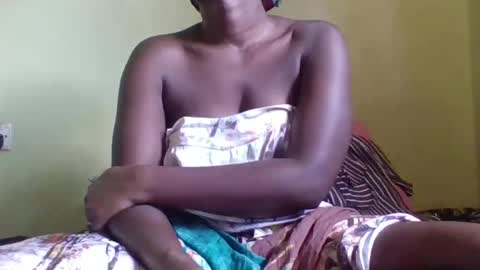 Snapshot of darkerberryy chatting on May 2026 08:53:02 AM darkerberryy online show from May 2026 08:53:02 AM