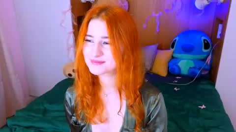 Snapshot of darkmoon____ chatting on June 2026 01:06:01 AM darkmoon____ online show from June 2026 01:06:01 AM
