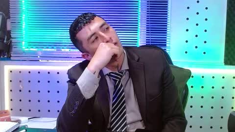 DARKO0717 online show from March 2026 04:24:02 PM